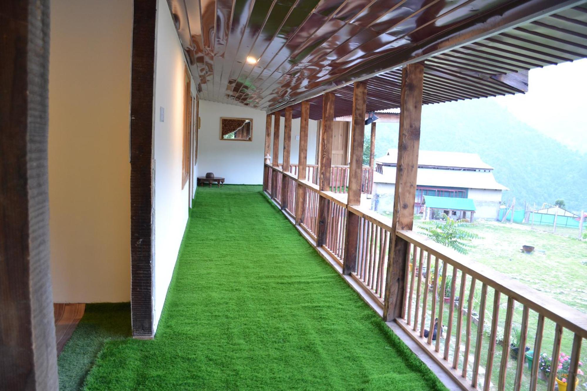 West End Lodges Neelum Exterior foto
