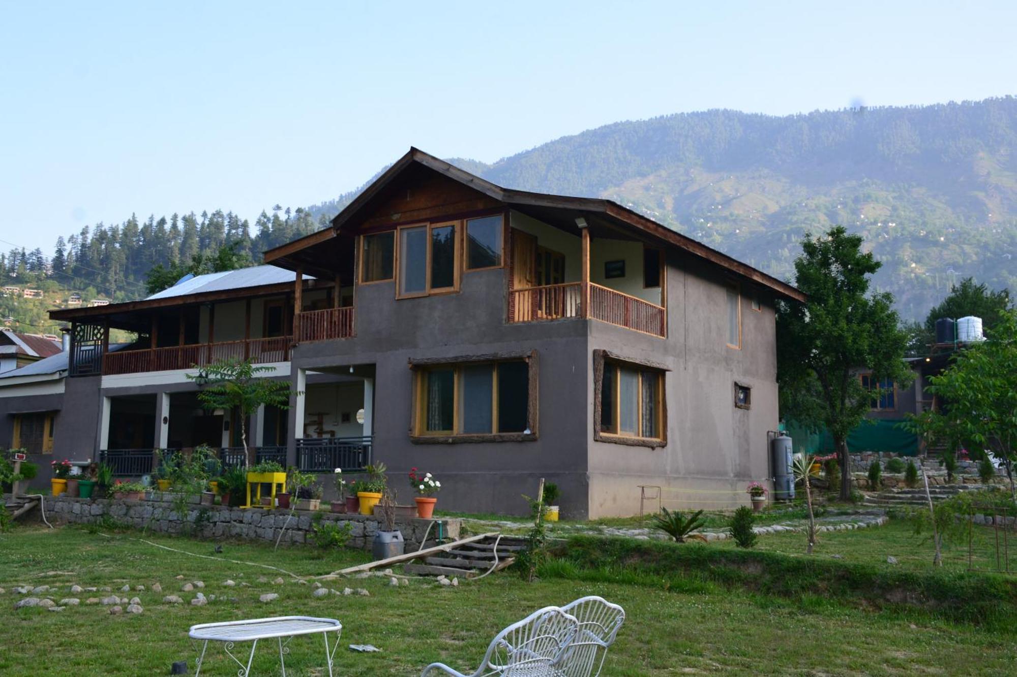 West End Lodges Neelum Exterior foto